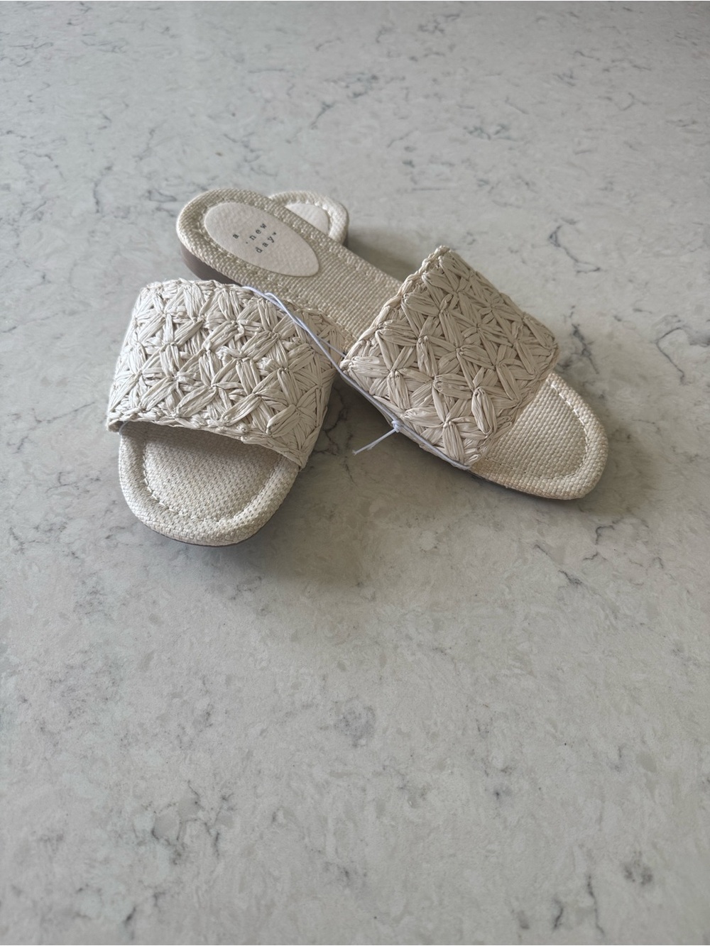 a • new day™️ NTW White Ariella Woven Slide Sandals Women's Casual Slides - Picture 1 of 4